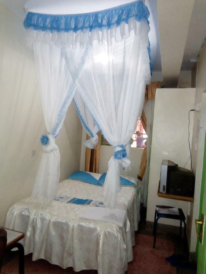 Nanyuki Ibis Hotel Exterior photo