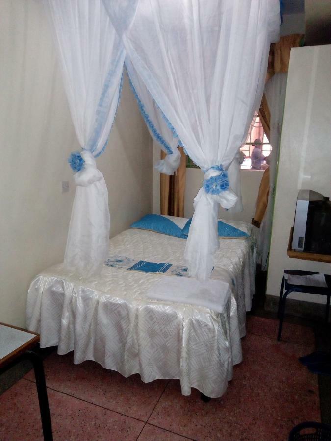 Nanyuki Ibis Hotel Exterior photo